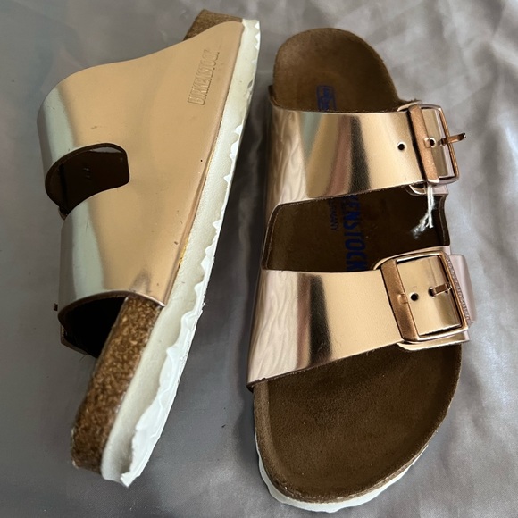 Birkenstock Arizona Rosegold Sandals New EU 37, US 6 - Picture 2 of 9